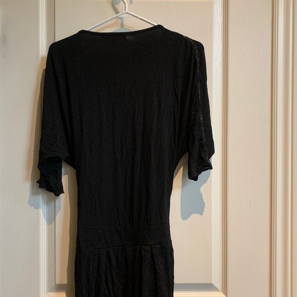 Women Dress - Picture 2 of 8